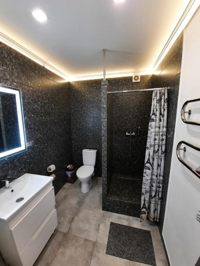 New Luxury Studio Apartment Ivano-Frankivsk Ngoại thất bức ảnh